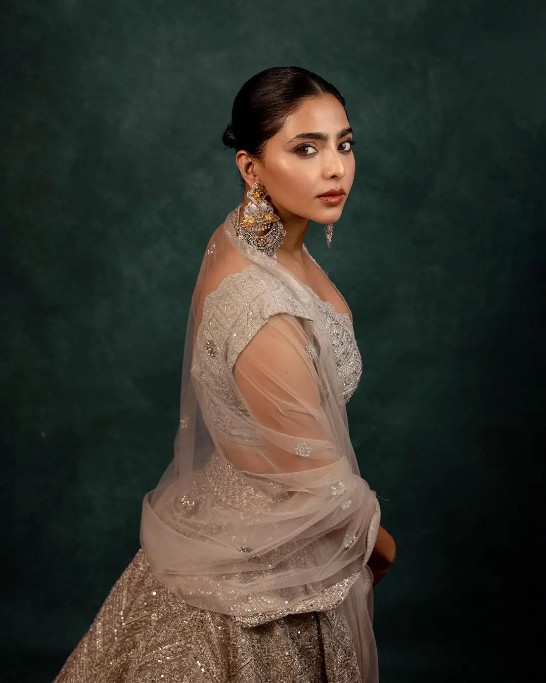 Teledu Actress Aishwarya Lekshmi in White Lehenga Choli